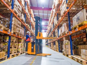 Q3 में तेजी से सुधरा वेयरहाउसिंग और लॉजिस्टिक सेक्टर, मांग 64% बढ़ी; मुंबई और कोलकाता का प्रदर्शन शानदार